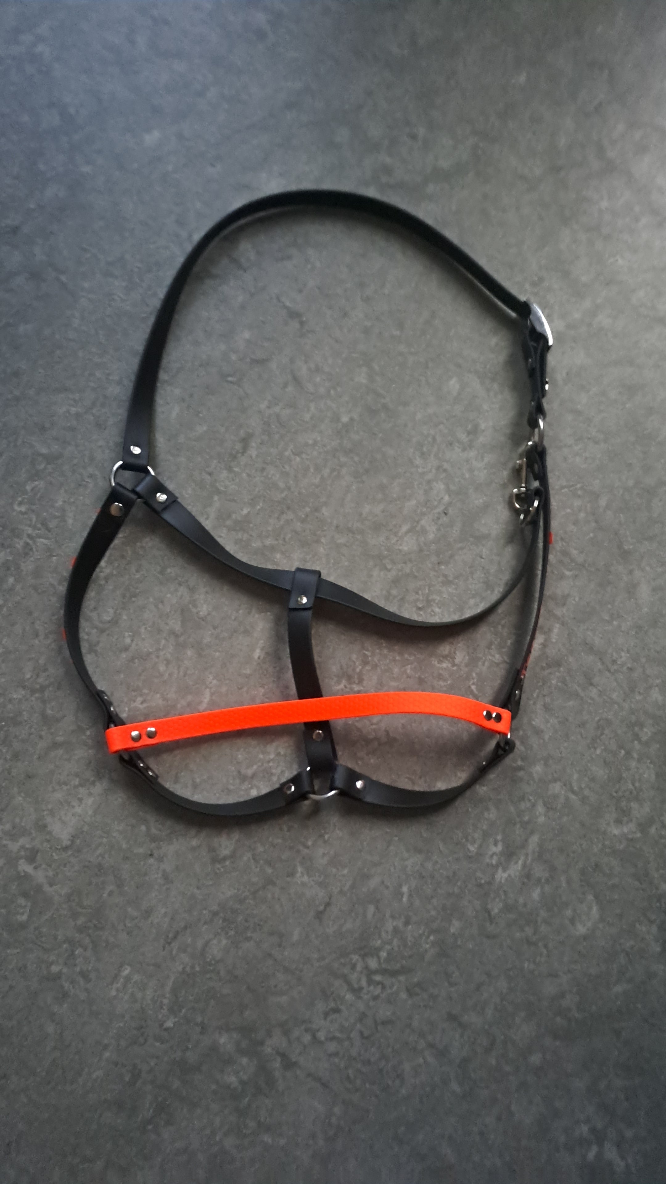 Halster luxe